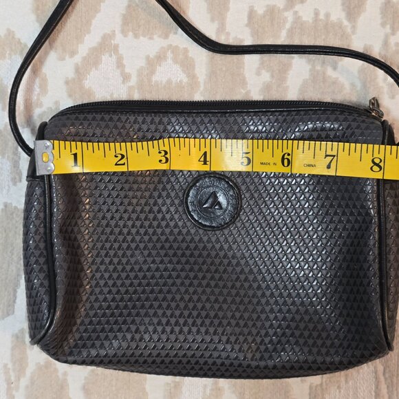 Vintage 1980's  Liz Claiborne Black Geometric Pattern Crossbody Bag - Picture 7 of 12